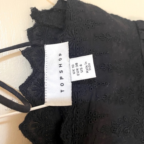 Black Backless Crop Top - Picture 5 of 5